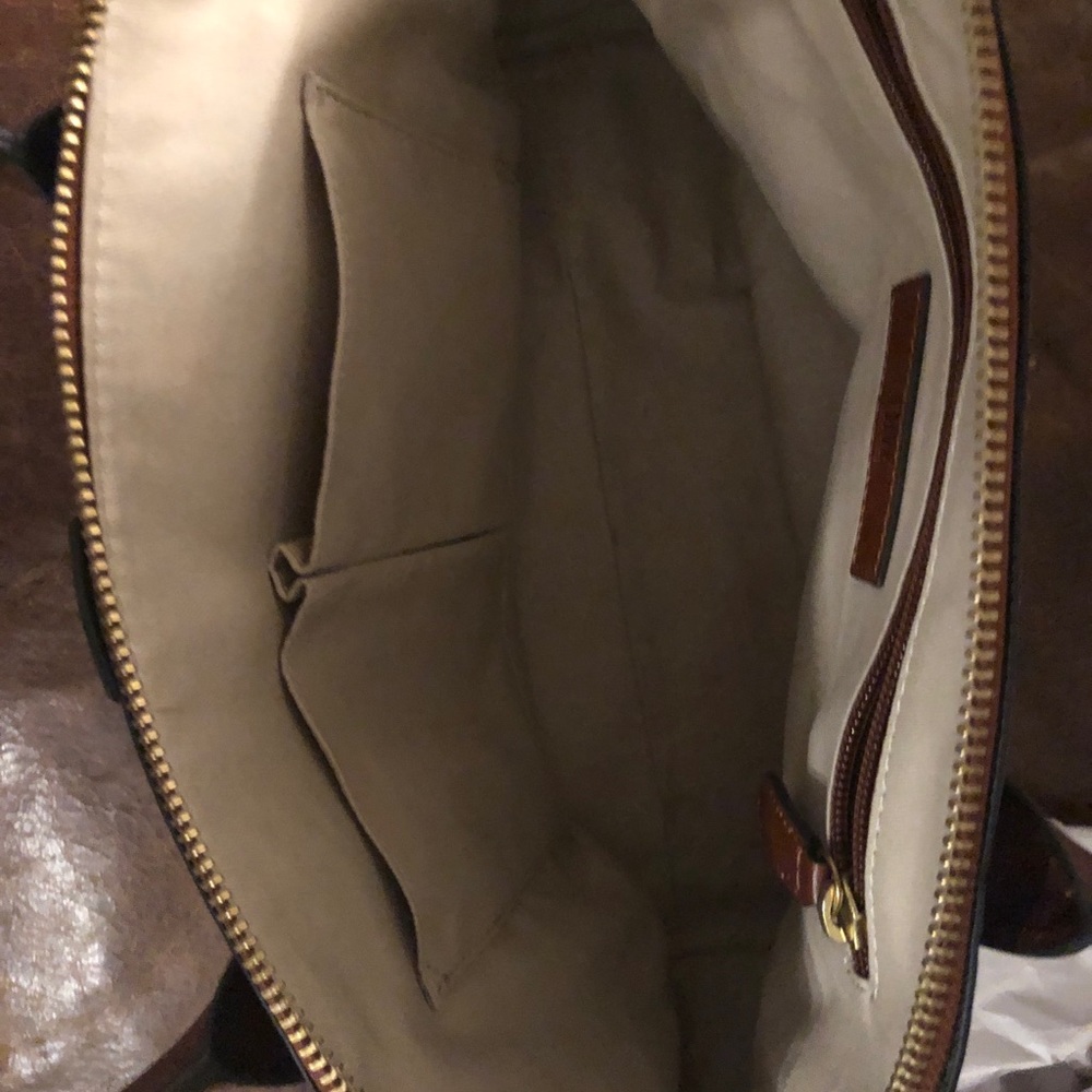 Frye - Picture 3 of 4